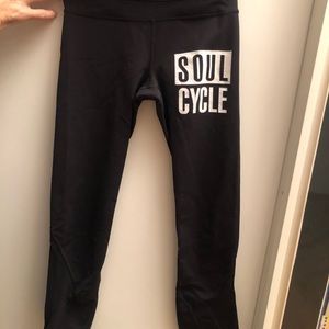 Lululemon x SoulCycle limited edition leggings!